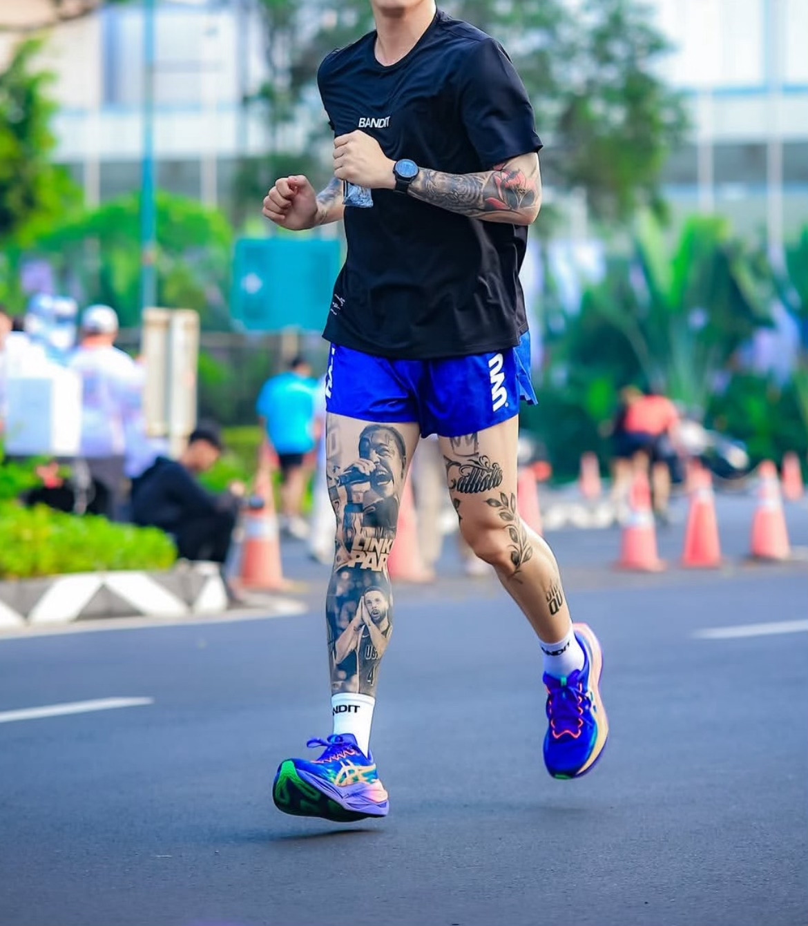 شورت الجري UVU Tokyo 26 Limite - مراجعة Trail Running Gaiter وسعره