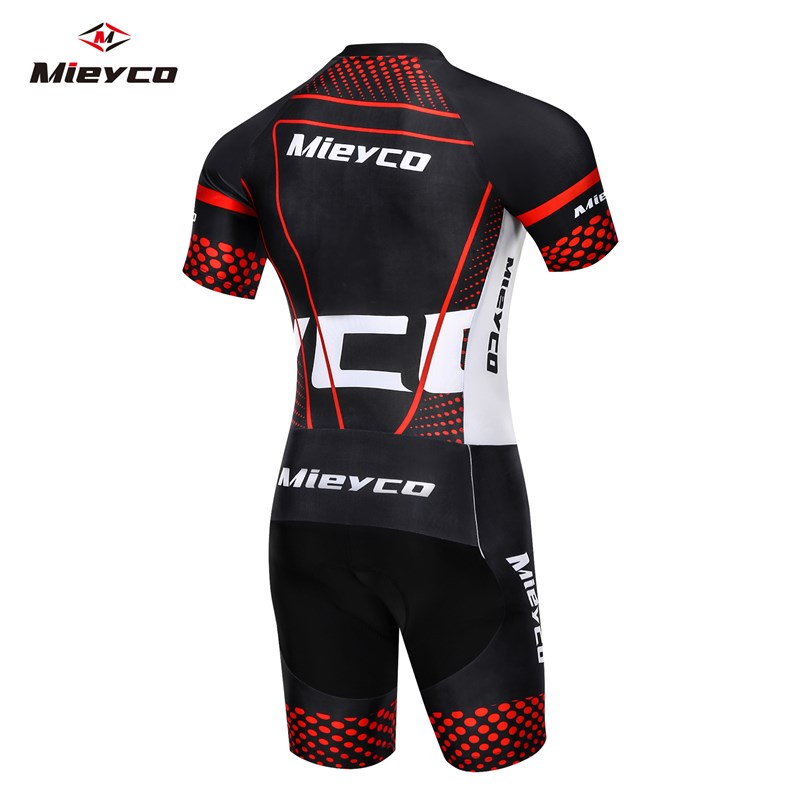 بدلة الترياثلون للرجال قابلة ل - مراجعة Running Gear Sale Men وسعره