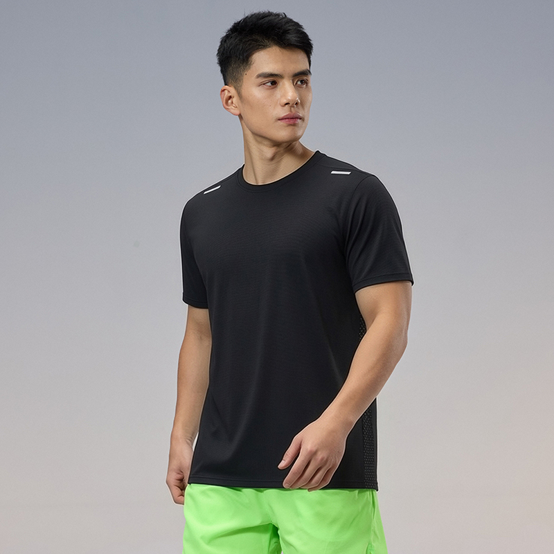 قميص رياضي سريع الجفاف للرجال، - مراجعة Running Gear Winter وسعره